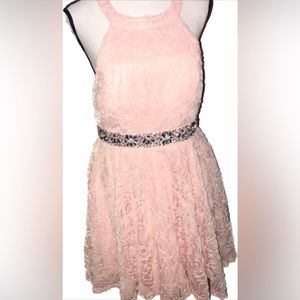 🌸🌸🌸Beautiful prom dress 👗 for girl . ( junior)